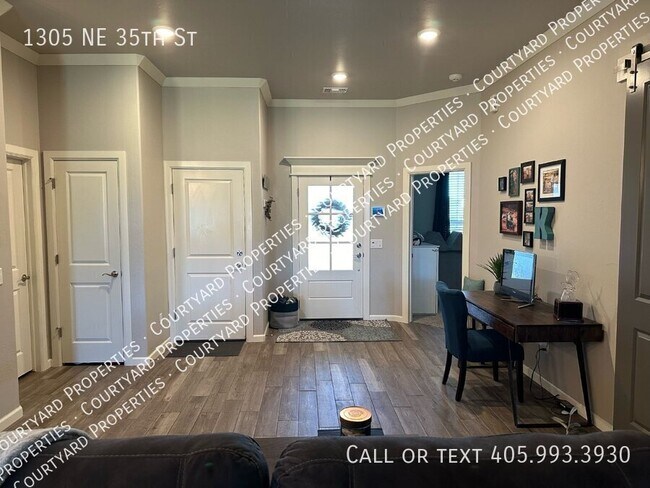Foto del edificio - 1305 NE 35th St