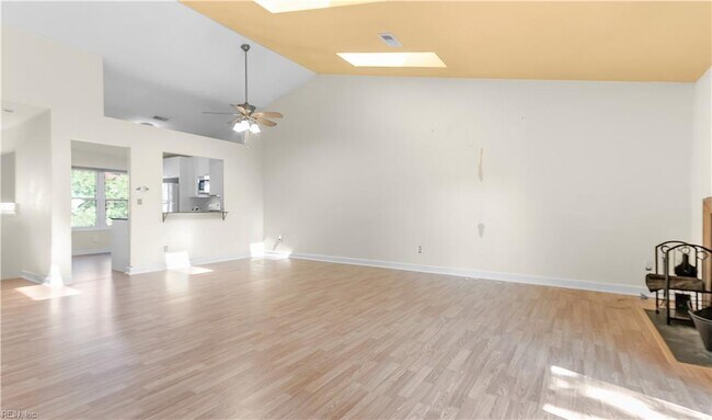 Foto del edificio - 280 Windship Cove