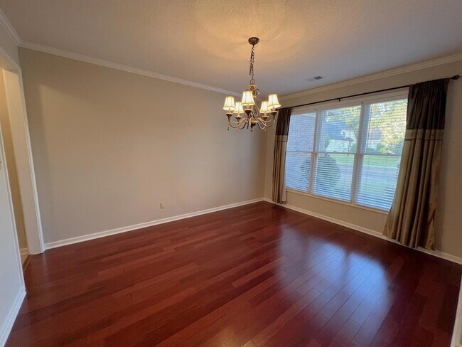 Foto del edificio - 4883 Fox Springs Dr