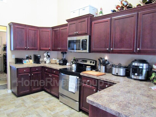 Building Photo - 2803 Shoni Dr