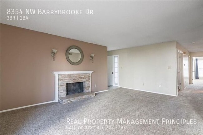 Building Photo - Large, Pet Friendly, 3 bedroom, 2 bath Ran...