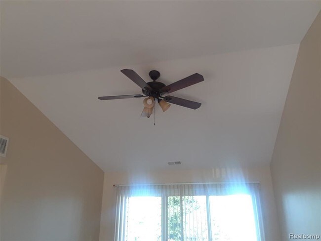 Foto del edificio - 30695 Hidden Pines Ln