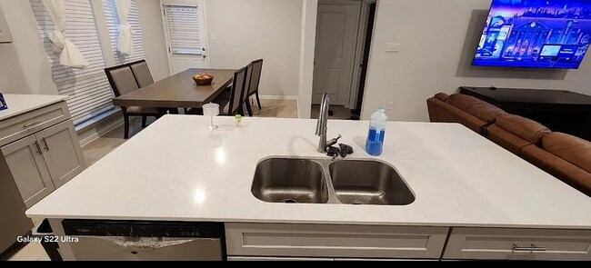 Foto del edificio - Charming 4BR 3.5BA w/ 2-Car Garage in Kyle