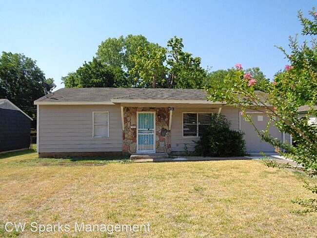 Building Photo - 3 br, 1 bath House - 3724 Moonstone