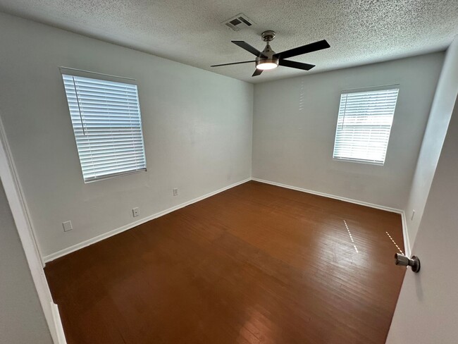 Foto del edificio - Updated 3-Bedroom, 1.5-Bath Home in NW OKC!