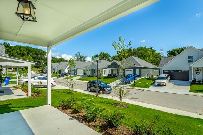 Building Photo - Brand new 3 bedroom 2 bath