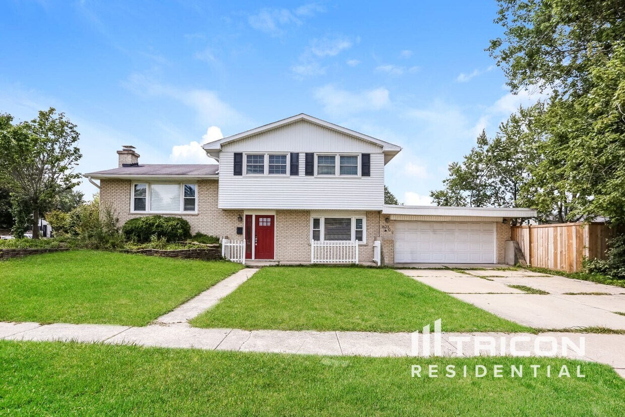 Foto principal - 16230 76th Ave