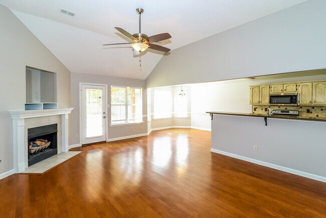 Foto del edificio - 11591 Millwind Dr