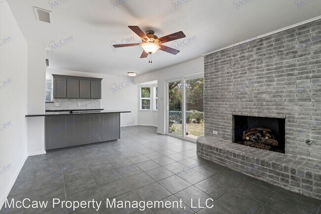 Foto del edificio - 4 br, 2 bath House - 737 Willow St.