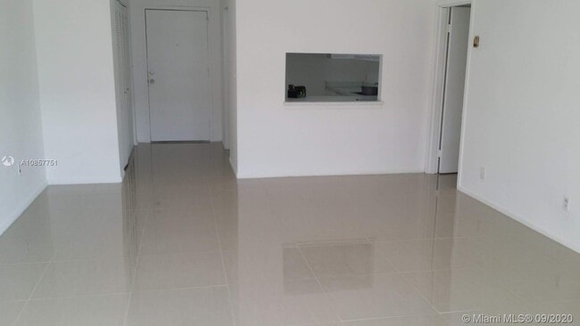 Foto del edificio - 4848 NW 24th Ct