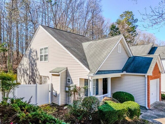 Building Photo - 263 Silver Ridge Dr