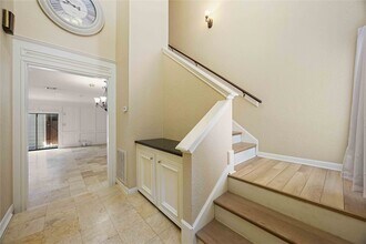 Building Photo - 727 Bunker Hill Rd