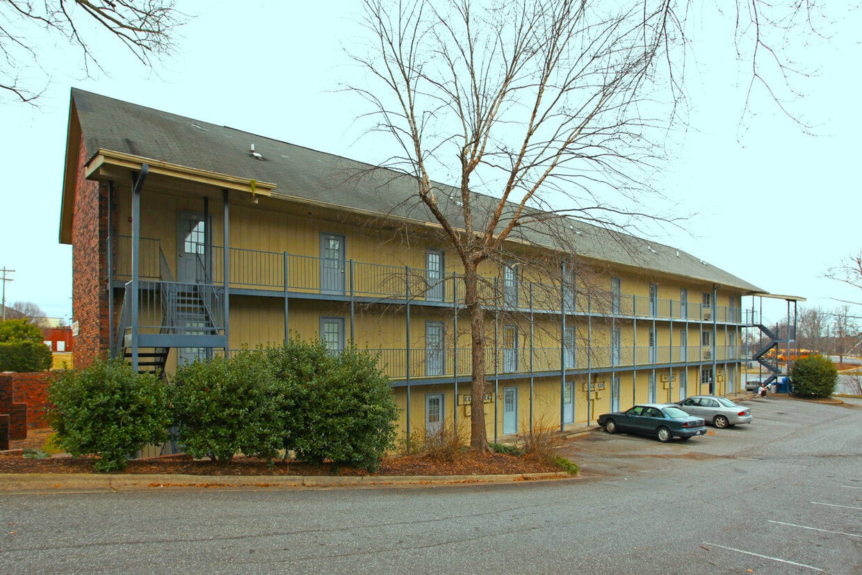 Quail Ridge Apartments Hickory Nc Apartments Com