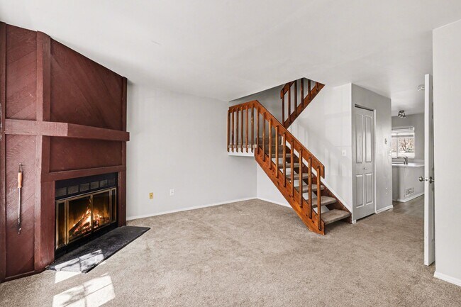 Foto del edificio - 9696 W Chatfield Ave