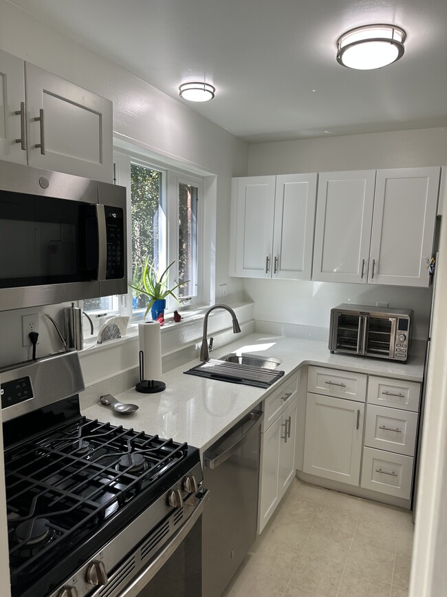 Photo - 10301 Montrose Ave House