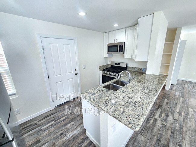 Foto del edificio - 3877 1/2 39th St.