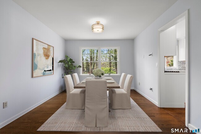 Foto del edificio - 12 Westwood Pl