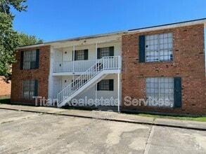 Building Photo - 108 Hummingbird Ln