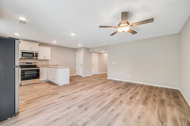 Building Photo - 507 Pine