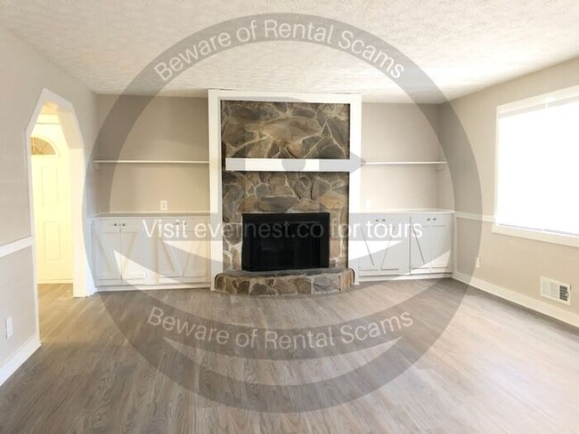 Building Photo - 3 Bed/ 2.0 Bath home in Fairburn/ Pets Wel...