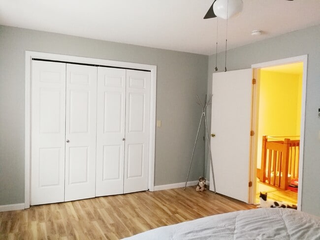 Building Photo - 104 Woodbine by the Lake