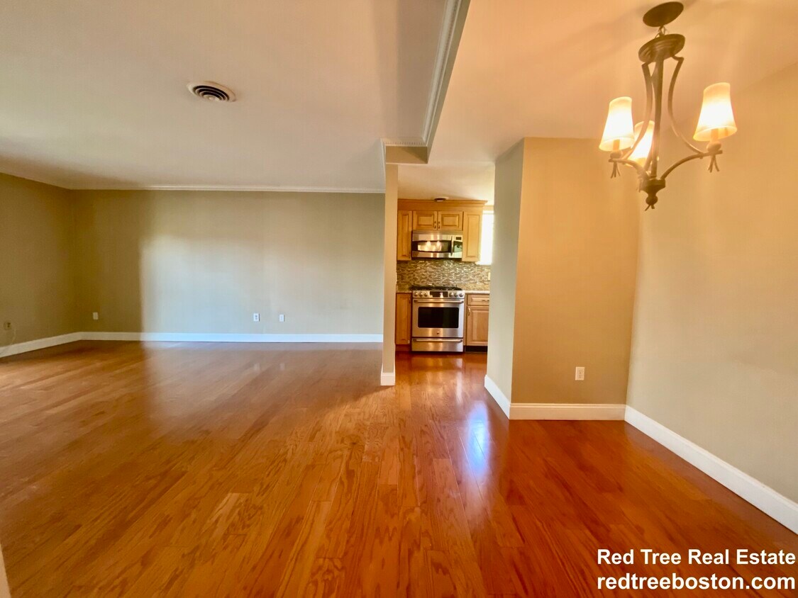 Primary Photo - 20 Stearns Rd