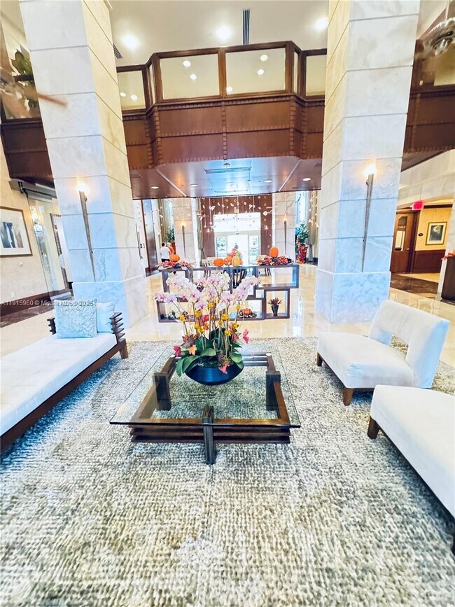 Foto del edificio - 19501 W Country Club Dr