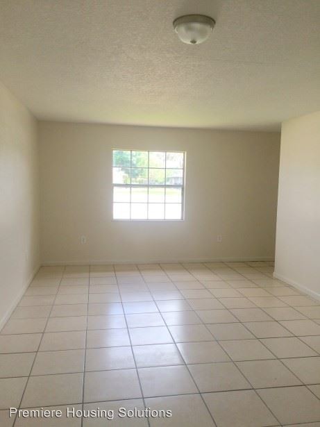Building Photo - 2 br, 1 bath House - 3073 Saint Paul Drive