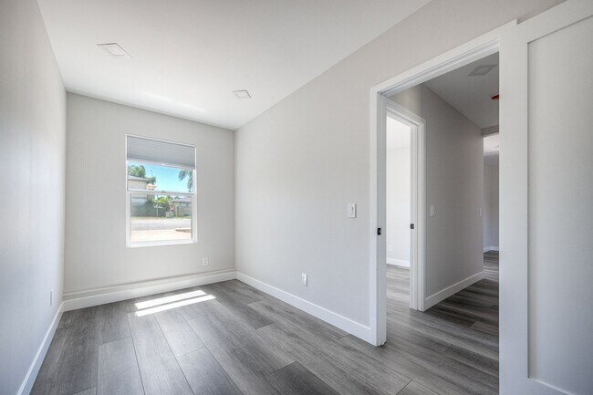 Foto del edificio - 199 Twin Oaks Cir