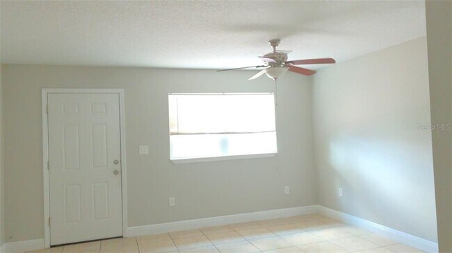 Foto del edificio - 923 Amber Rd