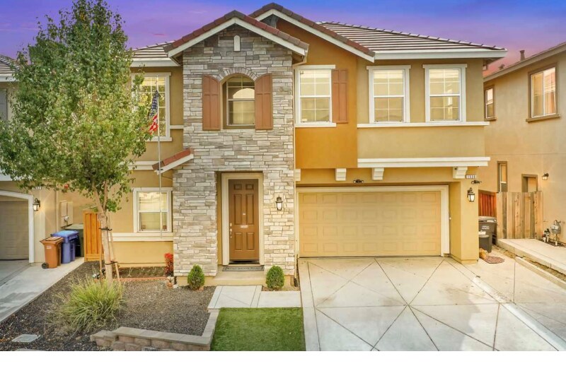 Primary Photo - 1536 Portofino Dr
