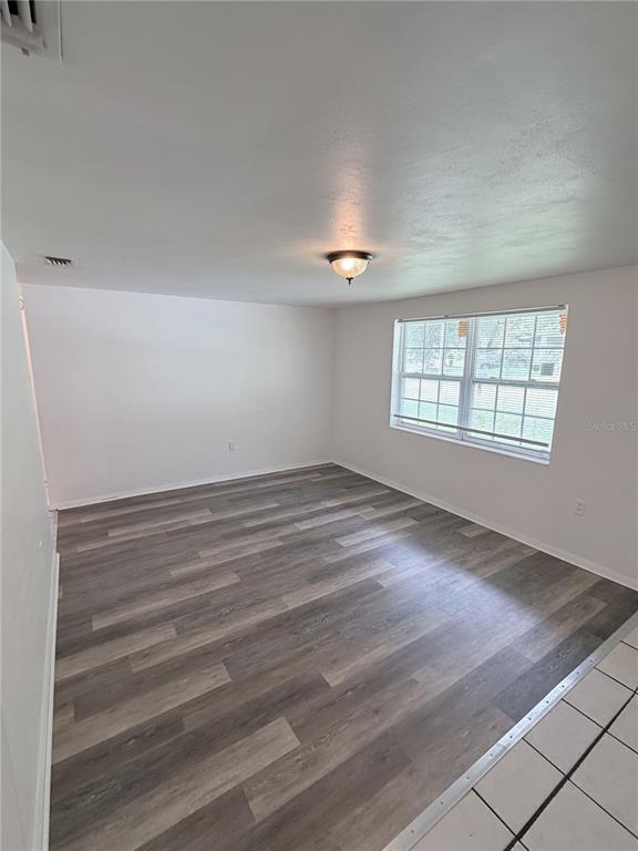Foto del edificio - 21377 Campbell Dr