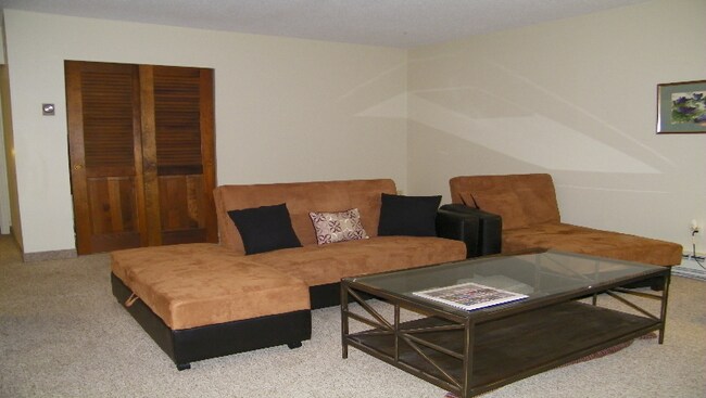 Foto del edificio - 1186 Worcester Rd