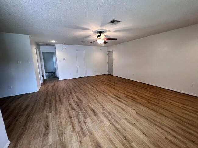 Building Photo - 3805 Utica Ave