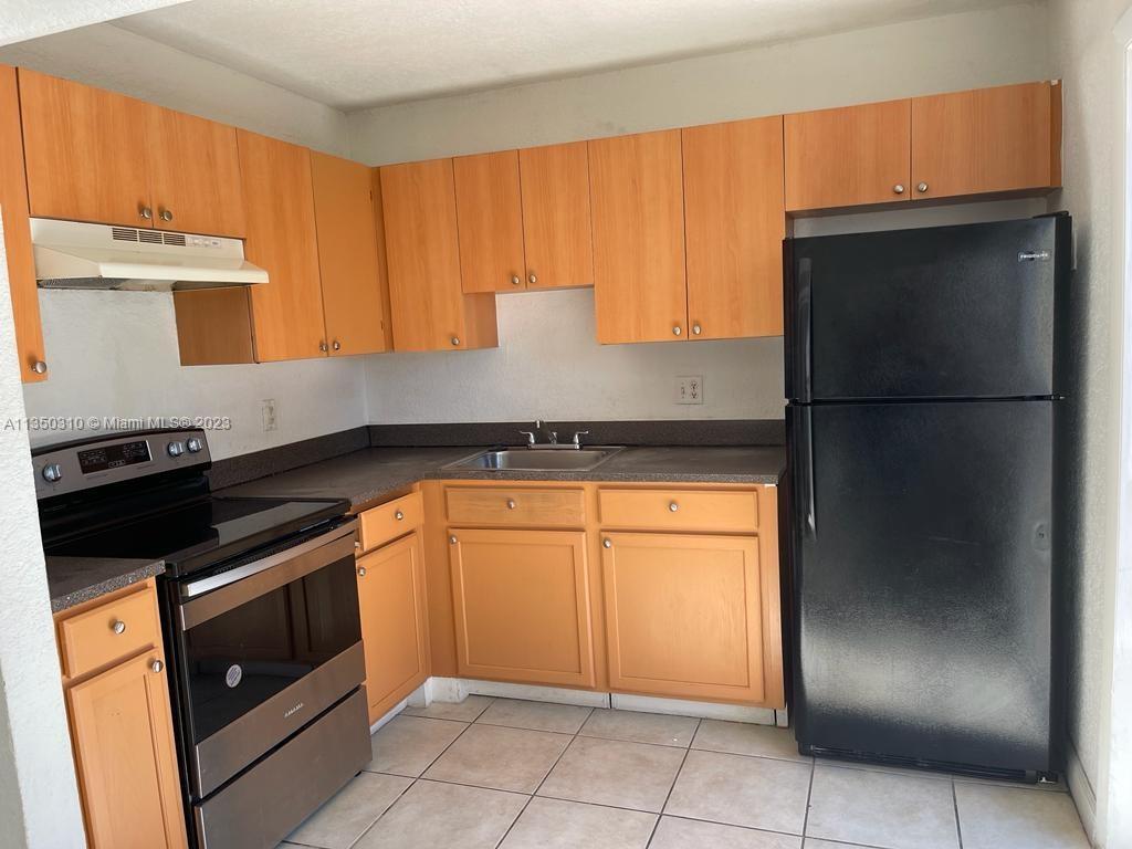 Foto principal - 4750 NW 9th Dr