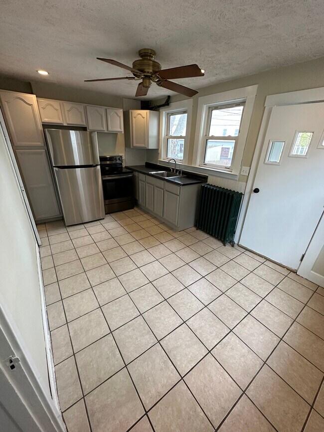 205 Raleigh Way Unit 207, Portsmouth, NH 03801 Apartments in Portsmouth, NH