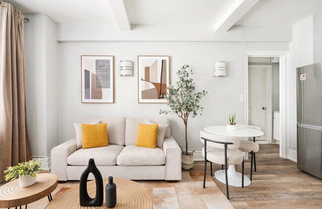 Foto del edificio - 240 W 73rd St