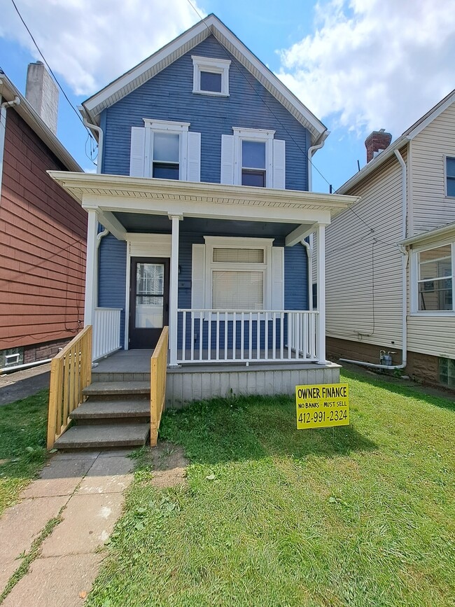 Building Photo - 852 8th Ave