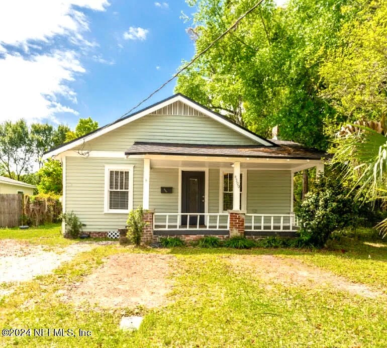Front - 4590 Merrimac Ave