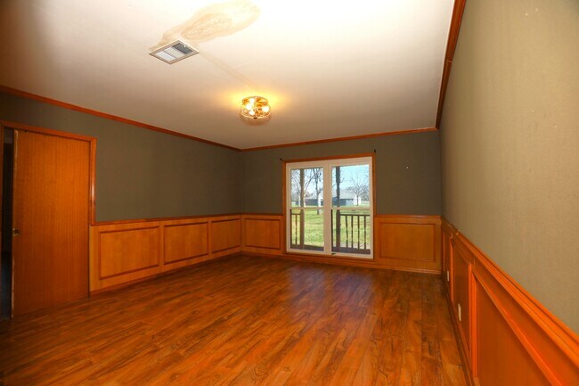 Foto del edificio - 113 Old Angleton Rd