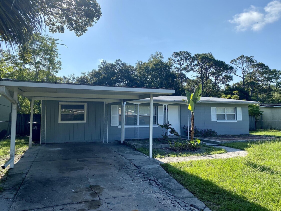 41 N Palermo Ave, Orlando, FL 32825 House for Rent in Orlando, FL