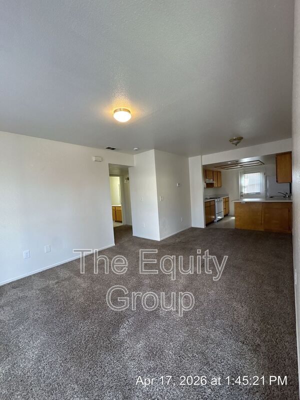 Building Photo - 3733 W Myrtle Ct
