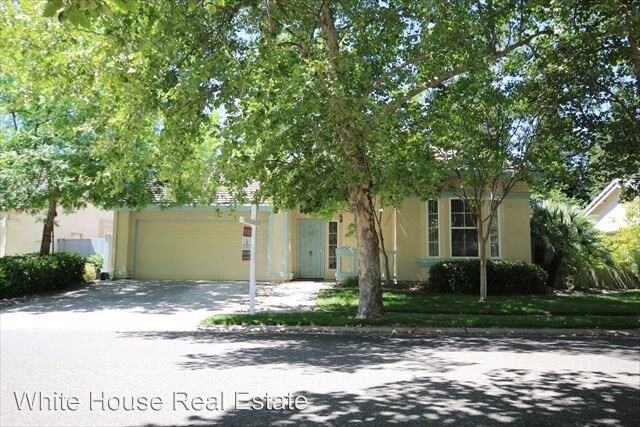 Foto del edificio - 3 br, 2 bath House - 3300 Mayten Way