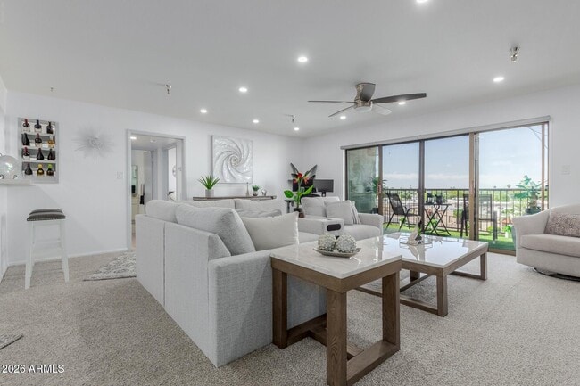 Foto del edificio - 425 S Parkcrest