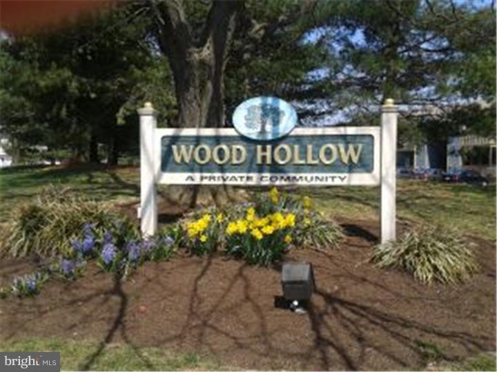 Foto principal - 701 Thornton Ct