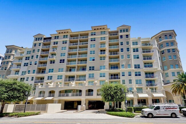 Foto del edificio - 99 SE Mizner Blvd
