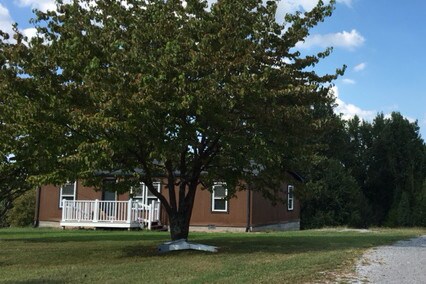 Building Photo - 128 Crestview Dr