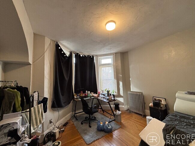 Foto del edificio - 463 Park Dr