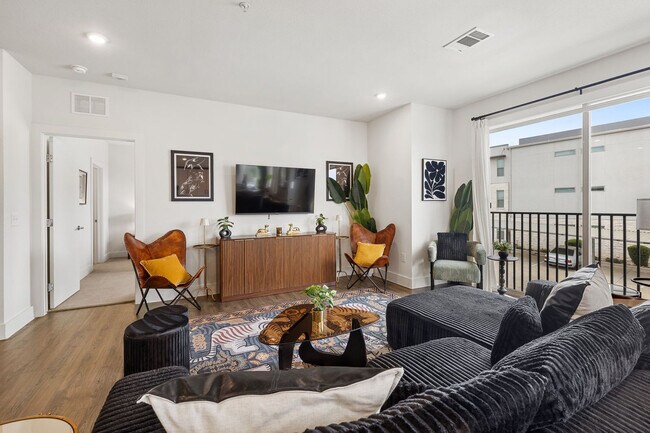 Foto del edificio - 7522 1/2 West Slaughter Lane-SI FL1-ID1537452P