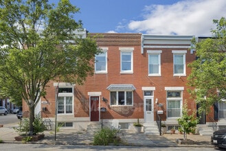 Building Photo - 3802 Hudson St